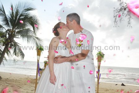 Samui-Beach-Wedding-Package-Mathilde-Carlos-20