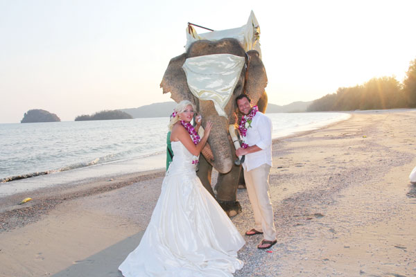 Elephant-Beach-Wedding-Western-Package-Krabi