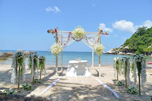 Beach-Wedding-Venue-003